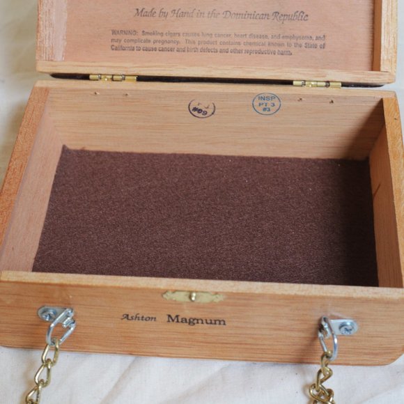 handmade cigar box chain strap purse - Picture 4 of 7